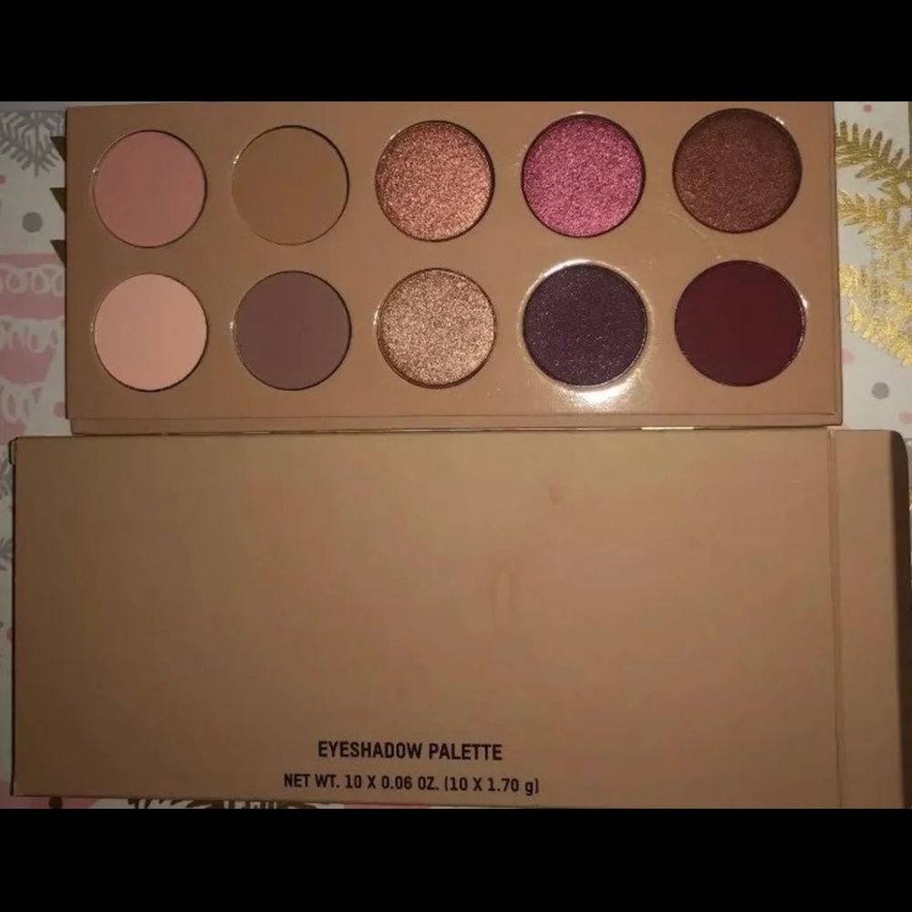 KKW classic blossom Eyeshadow Palette